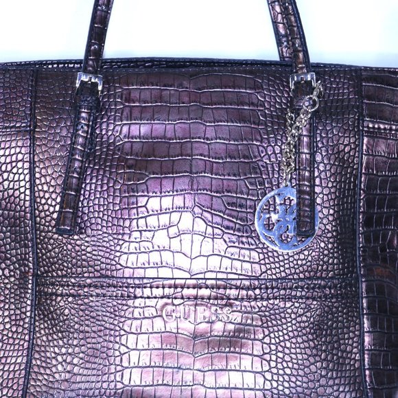 Guess Women’s Handbag Purse Delaney Petite Logo Mini Tote - Picture 2 of 6